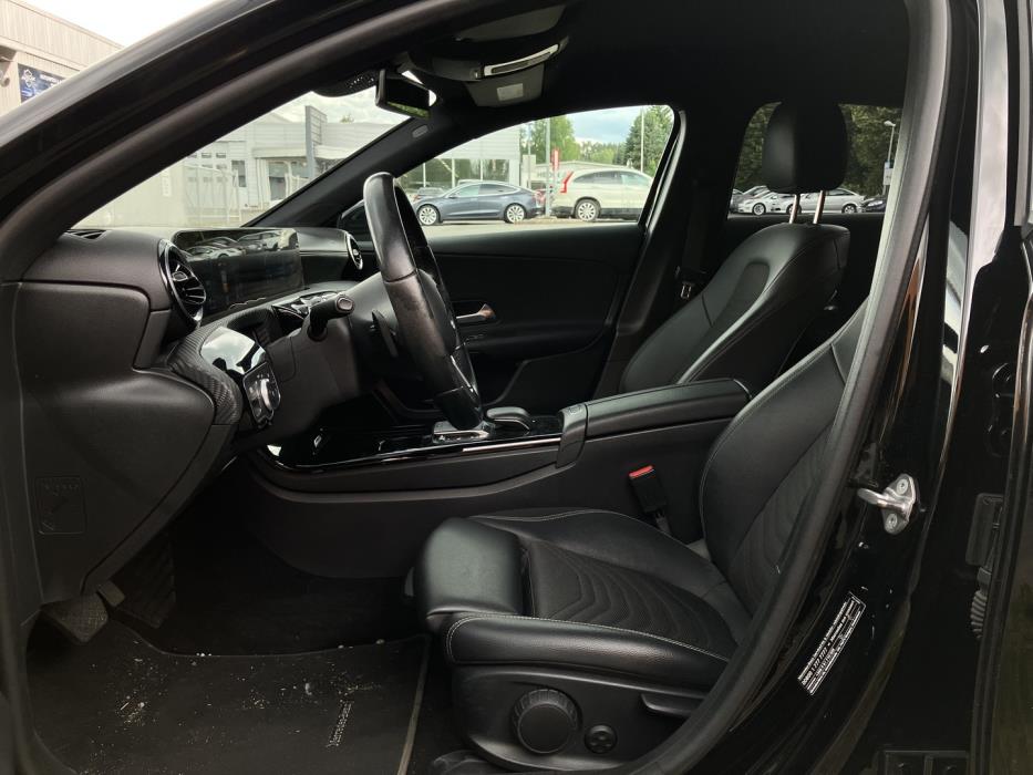 MERCEDES-BENZ A 2020