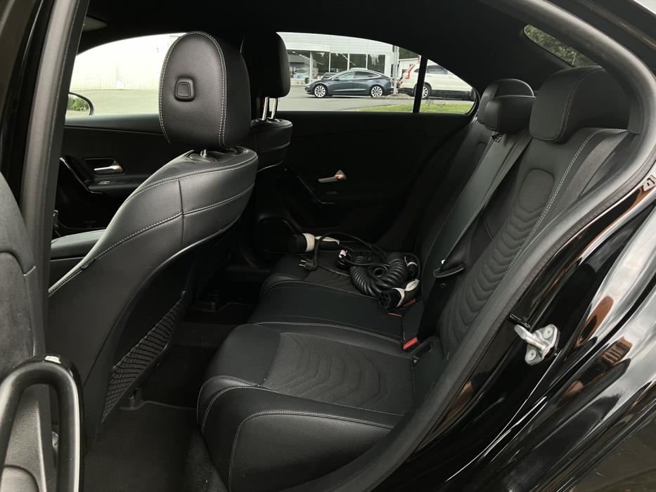 MERCEDES-BENZ A 2020
