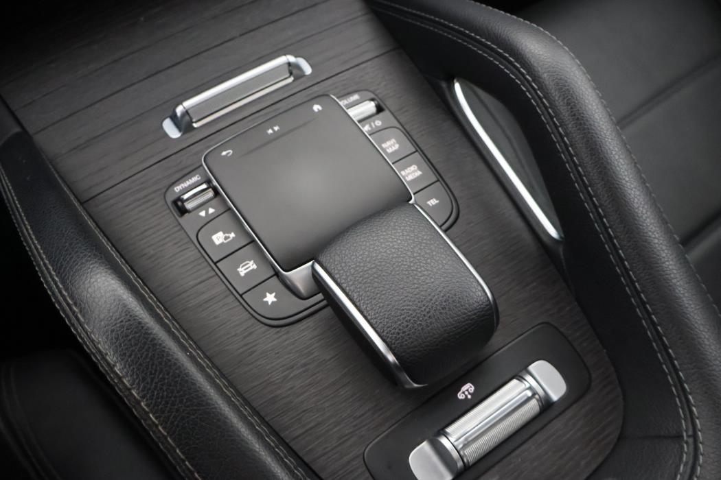 MERCEDES-BENZ GLE 2021