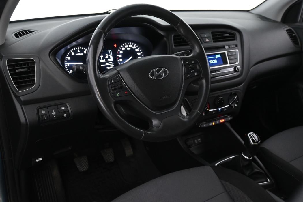 HYUNDAI I20 2017