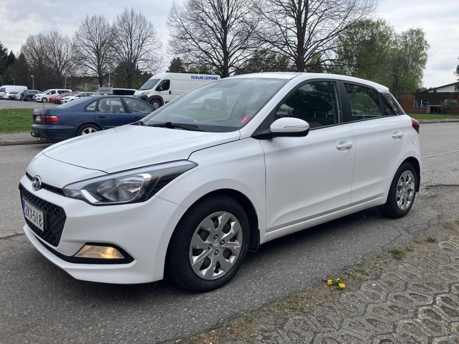HYUNDAI I20 2017
