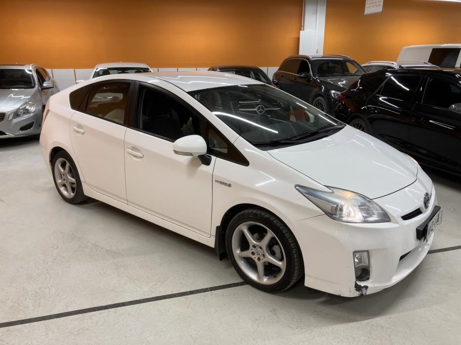 TOYOTA Prius 2010