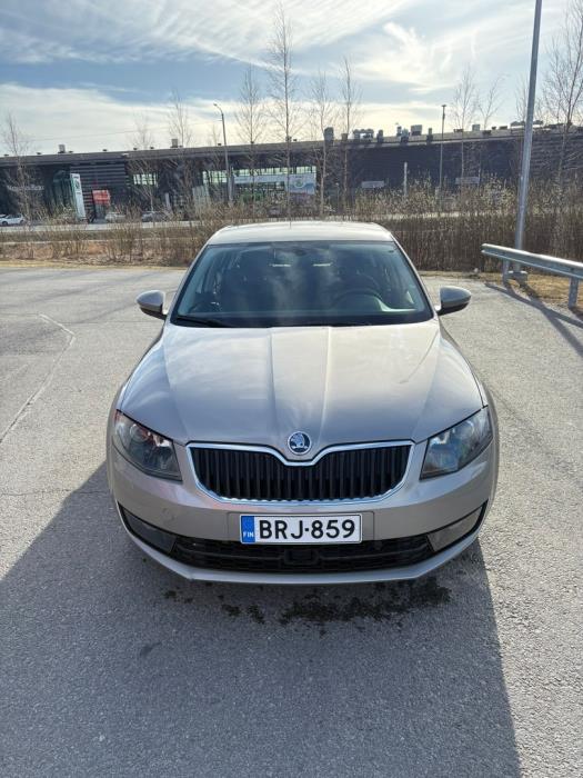 SKODA Octavia 2014