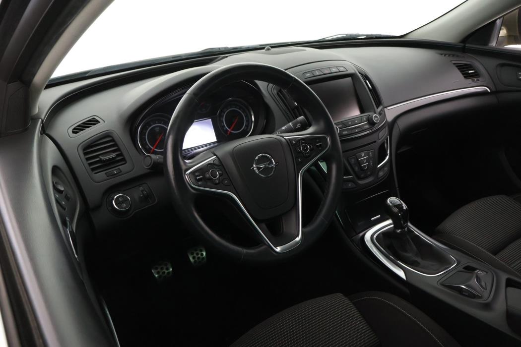 OPEL Insignia 2014
