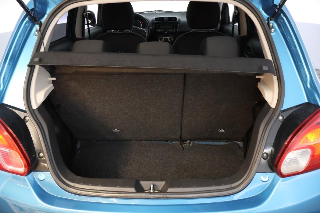 MITSUBISHI Space Star 2015