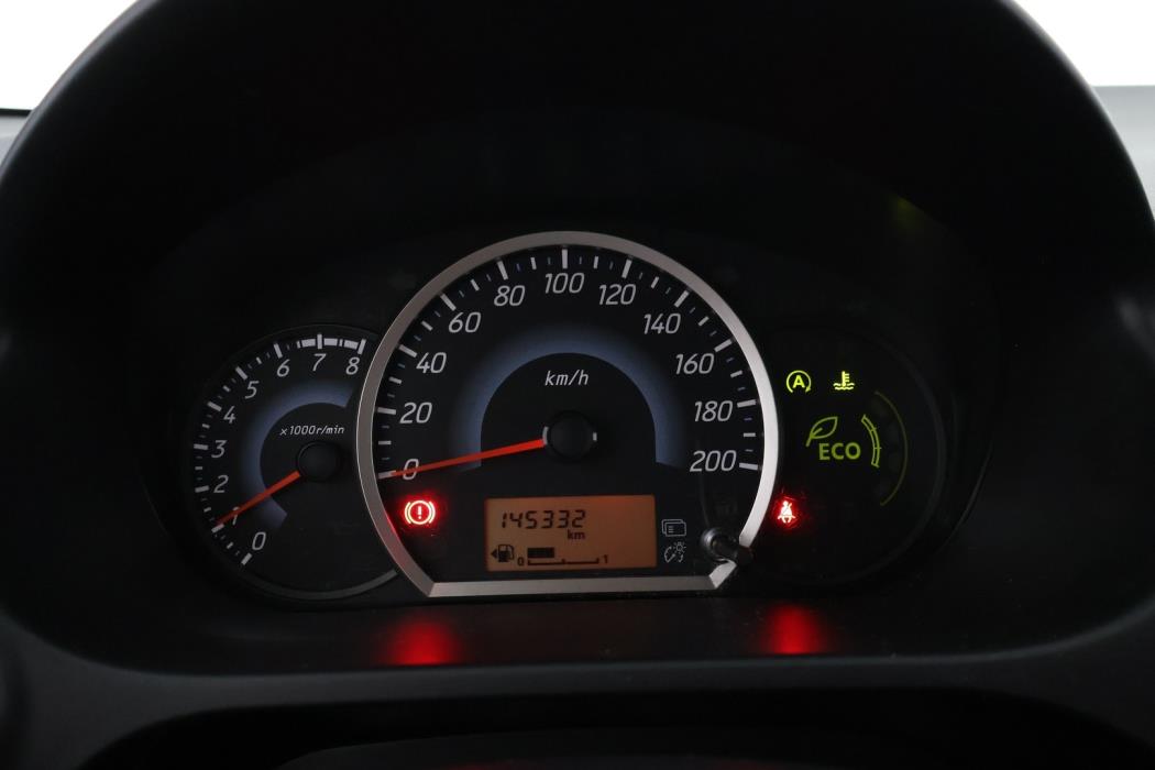 MITSUBISHI Space Star 2015