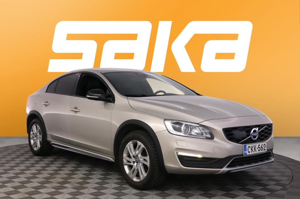 VOLVO S60 Cross Country 2017
