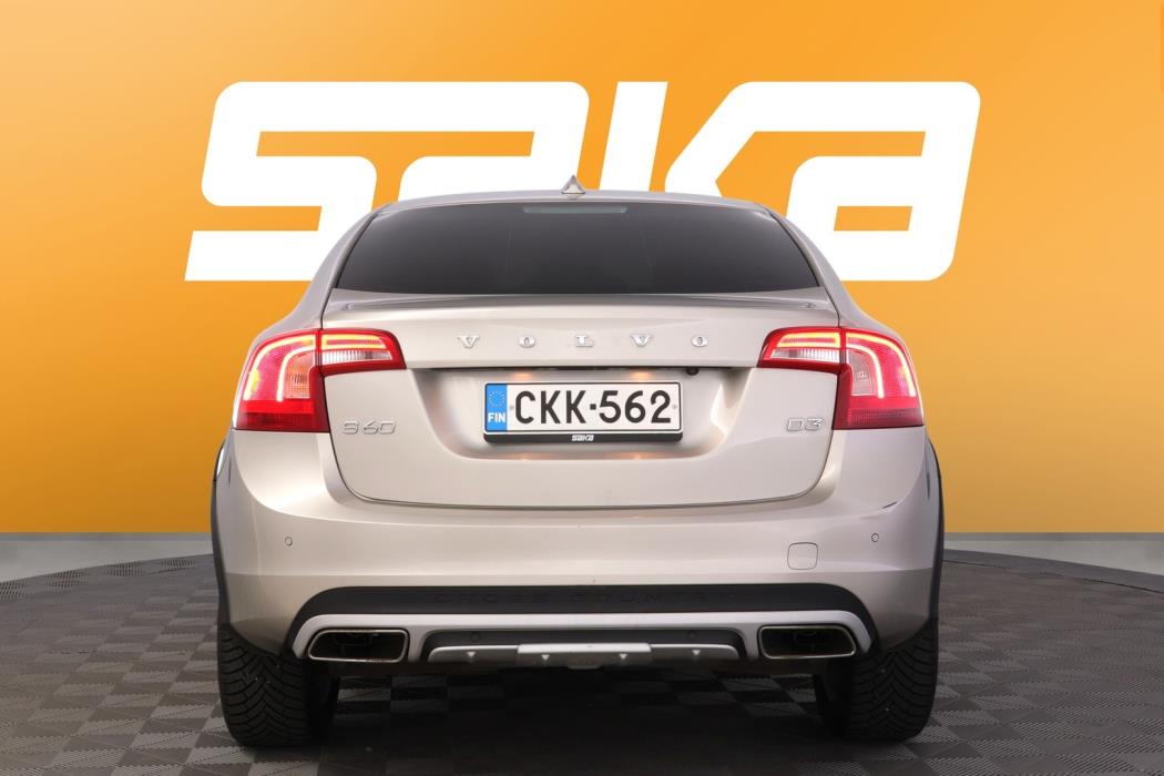 VOLVO S60 Cross Country 2017