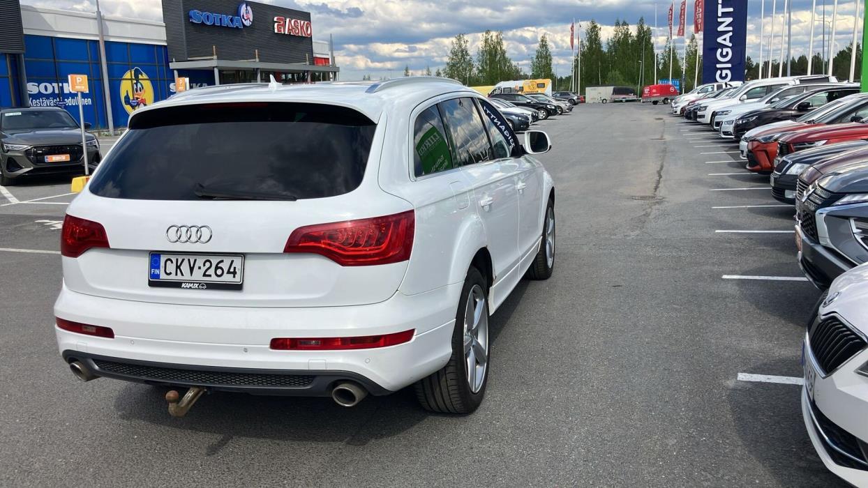 AUDI Q7 2011