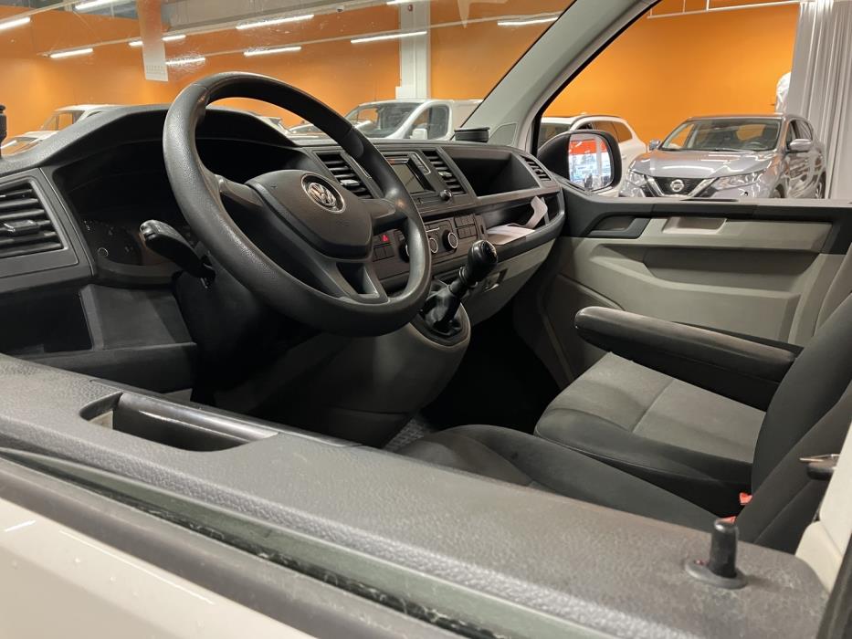 VOLKSWAGEN Transporter 2018