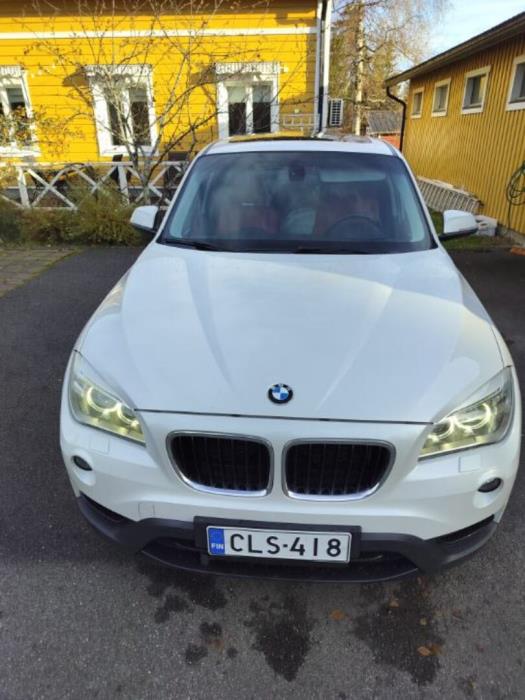 BMW X1 2012