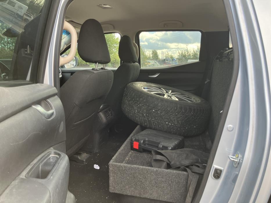 MERCEDES-BENZ X 2019