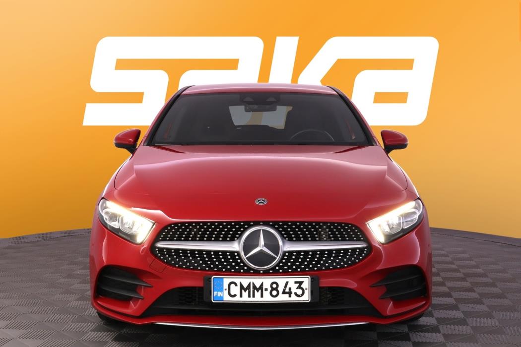 MERCEDES-BENZ A 2019