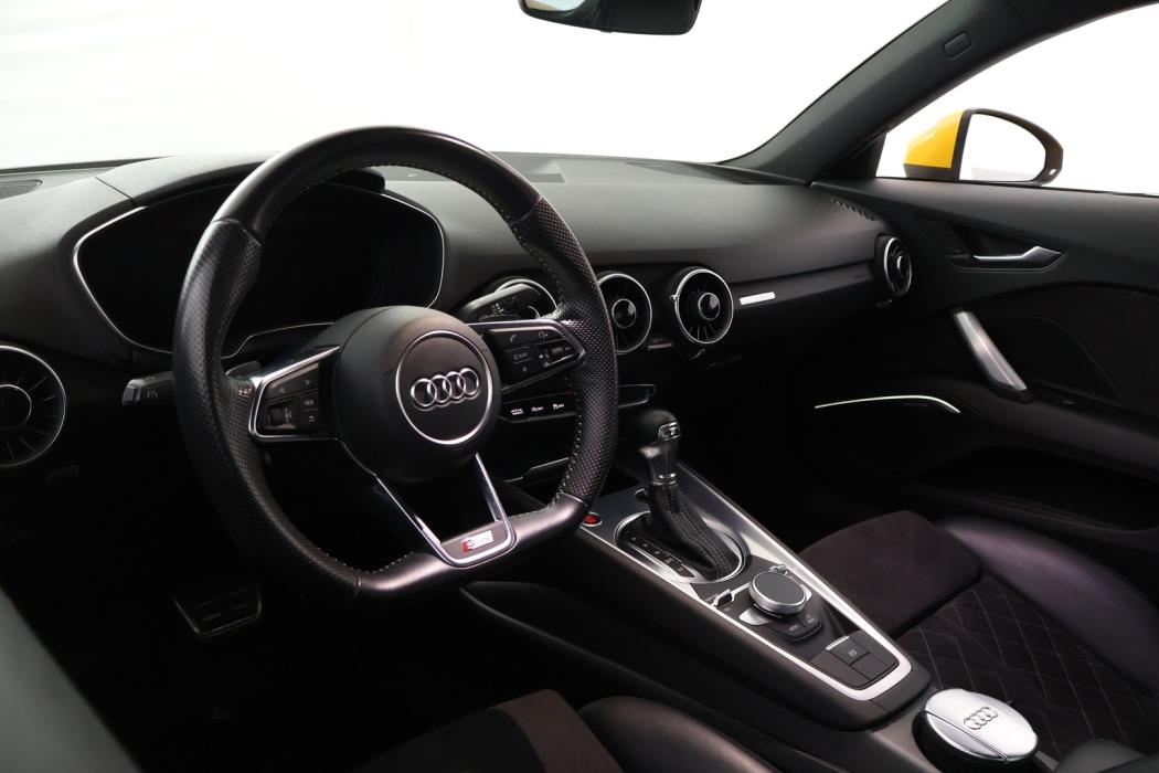 AUDI TT 2015