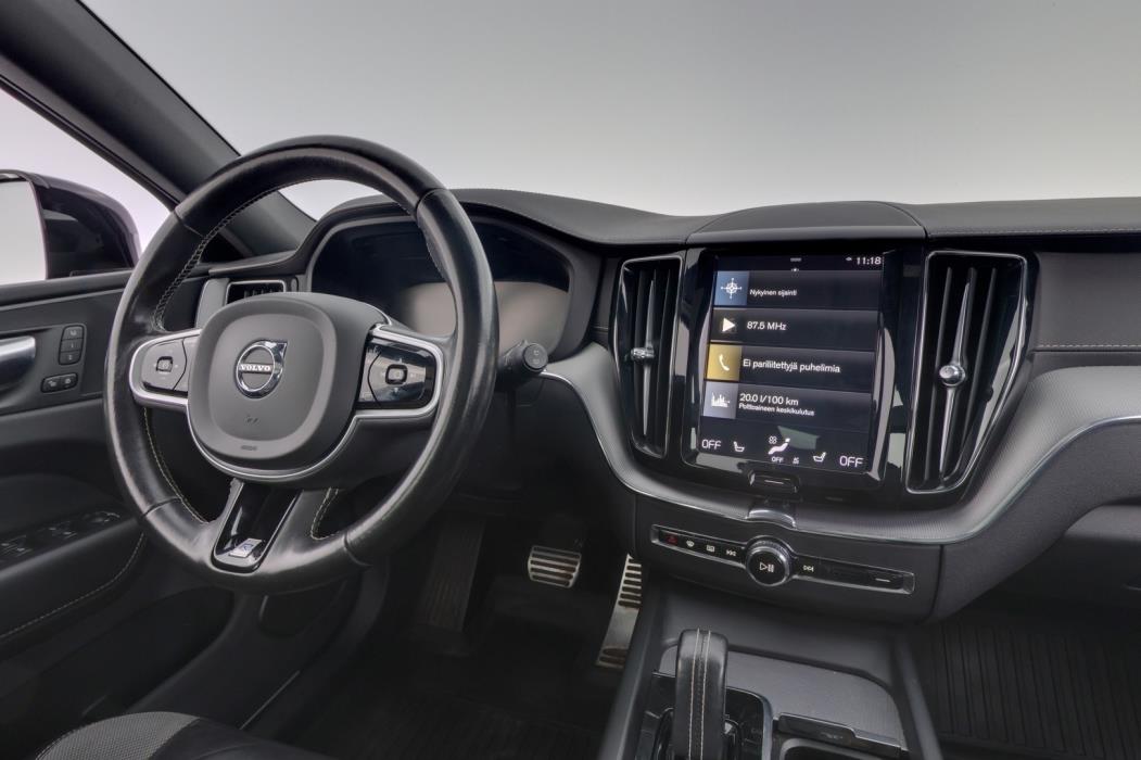 VOLVO XC60 2020