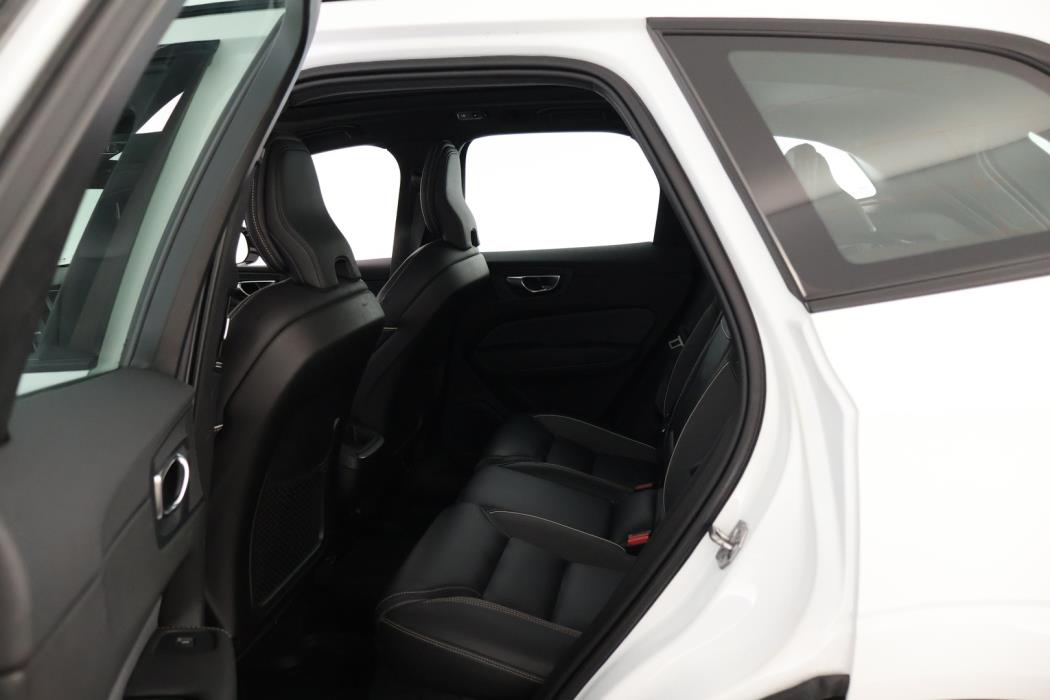 VOLVO XC60 2020