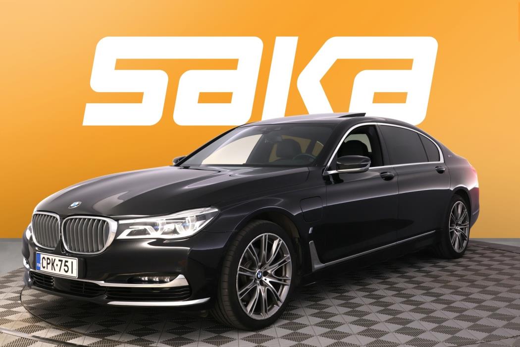 BMW 740 2016