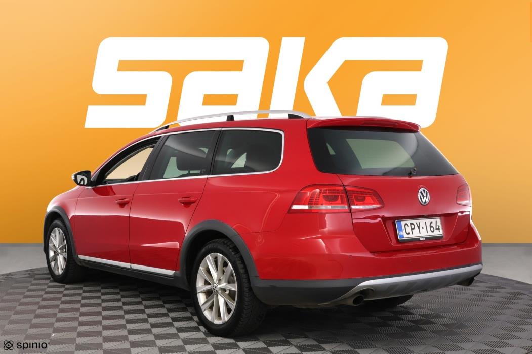 VOLKSWAGEN Passat 2013