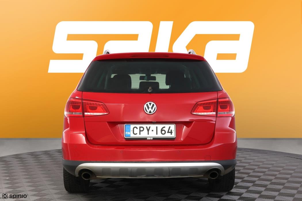 VOLKSWAGEN Passat 2013