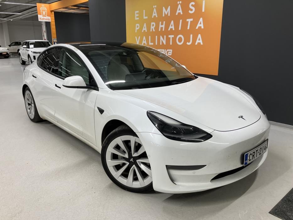 TESLA Model 3 2021