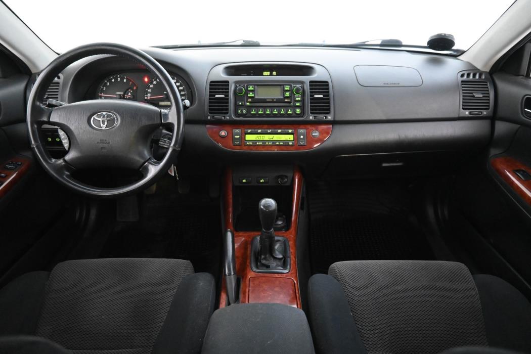 TOYOTA Camry 2004