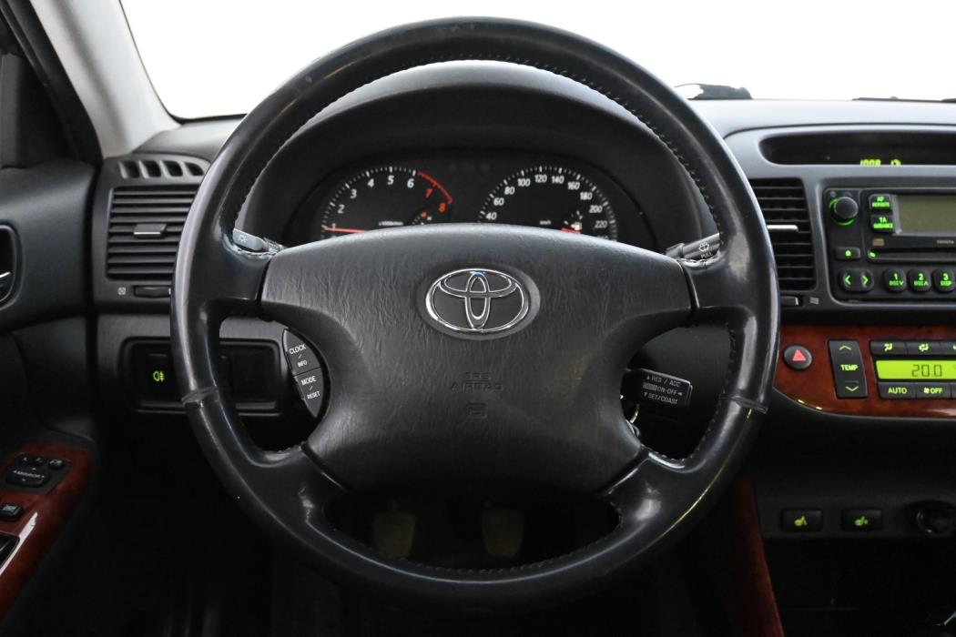 TOYOTA Camry 2004