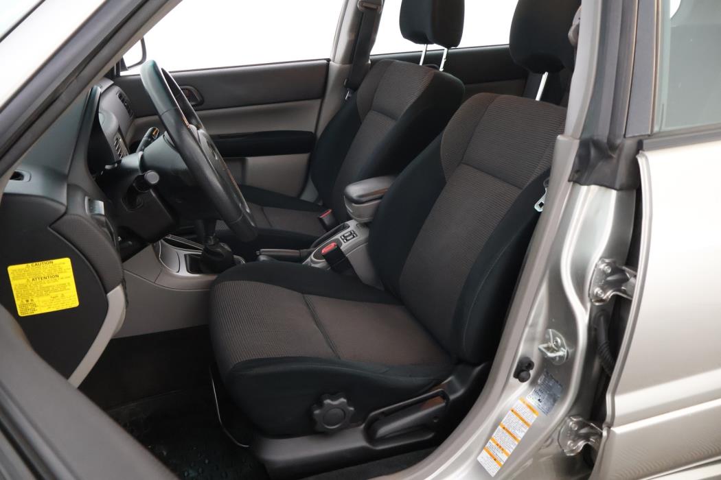 SUBARU Forester 2006