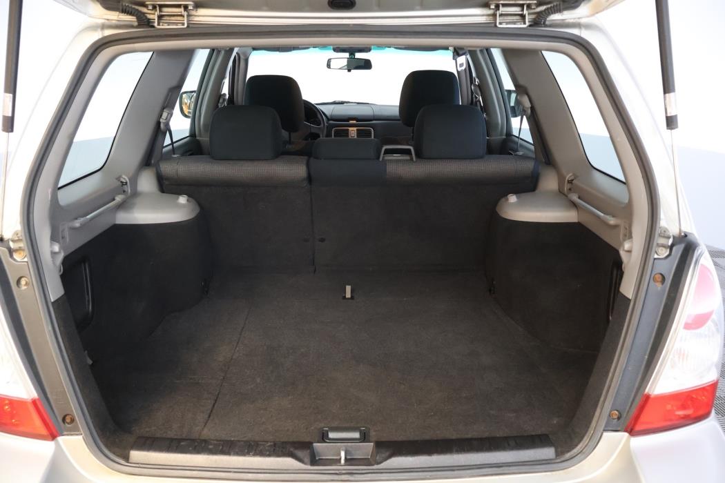 SUBARU Forester 2006