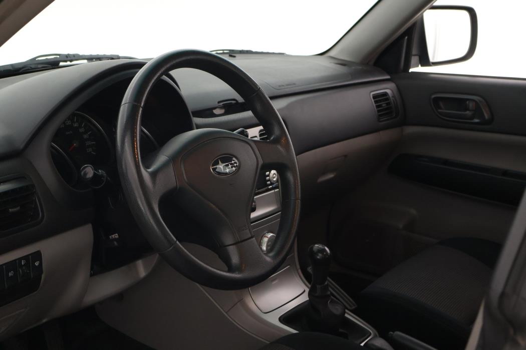 SUBARU Forester 2006