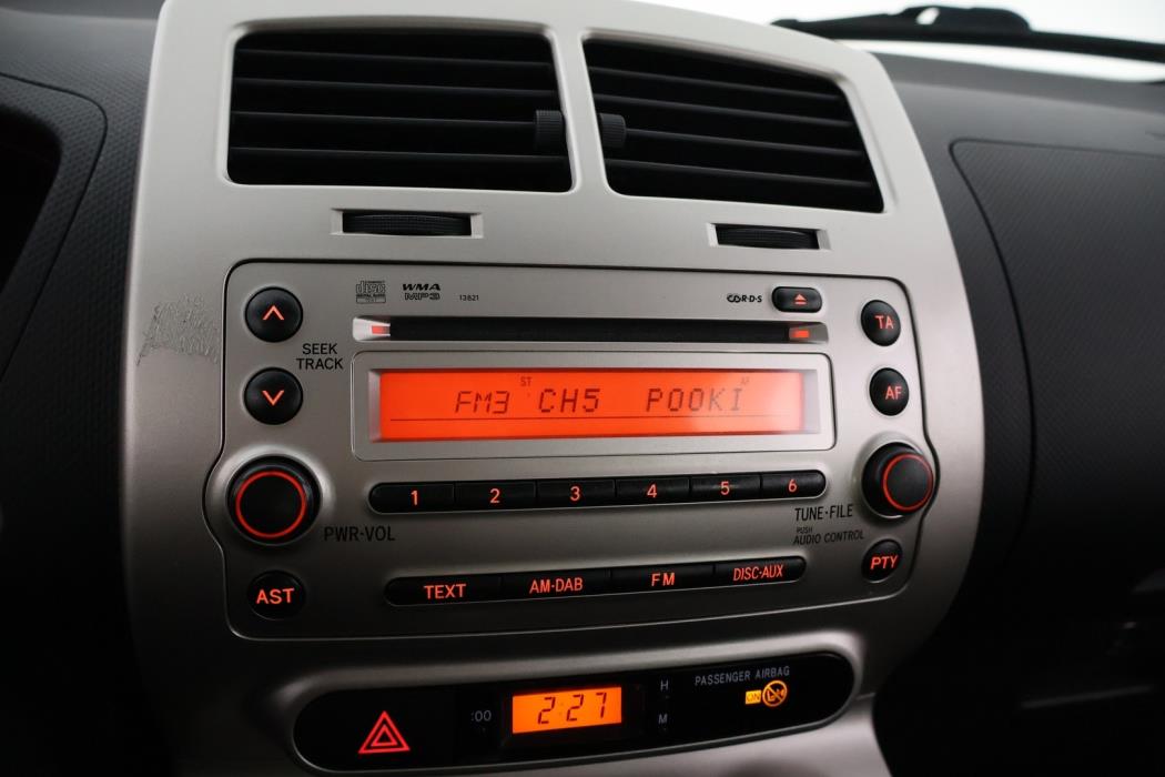 TOYOTA Urban Cruiser 2009