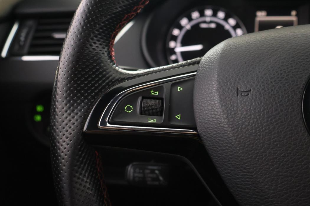 SKODA Octavia 2015