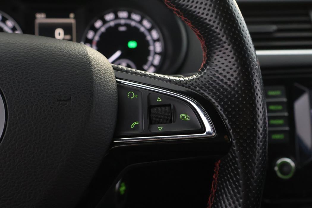 SKODA Octavia 2015