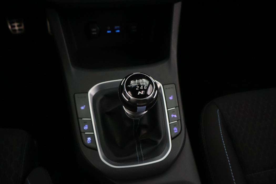 HYUNDAI I30 2018