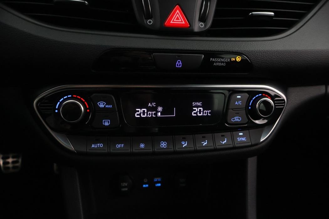 HYUNDAI I30 2018