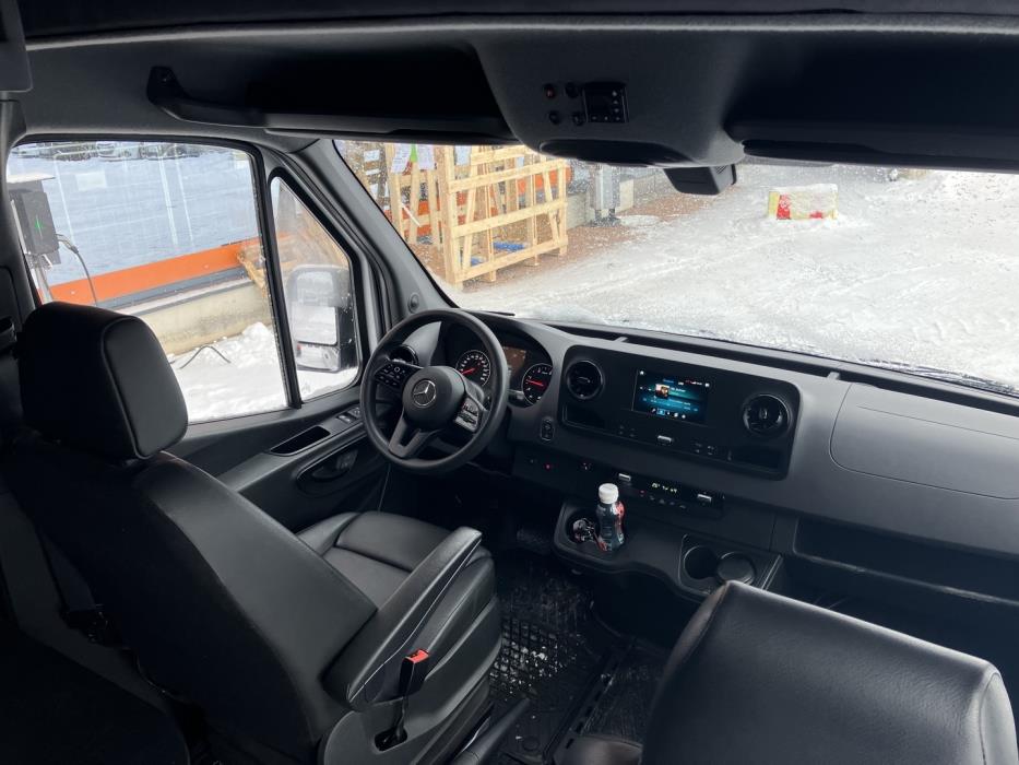 MERCEDES-BENZ Sprinter 2021