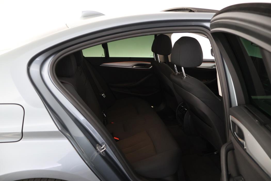 BMW 520 2019