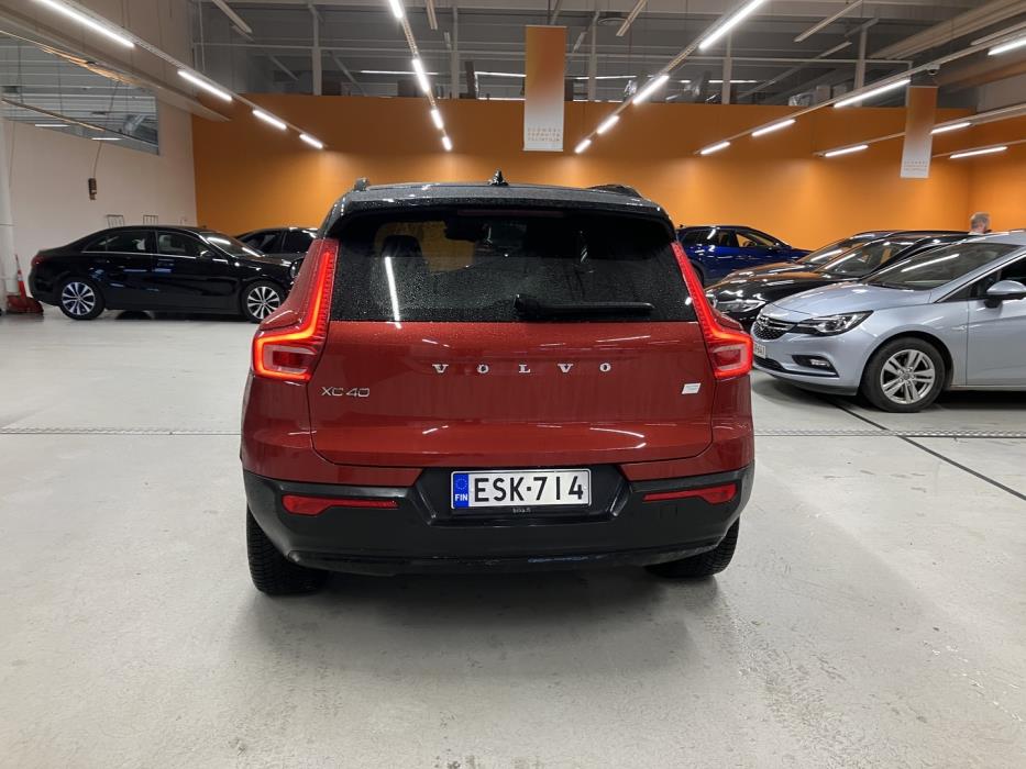 VOLVO XC40 2022