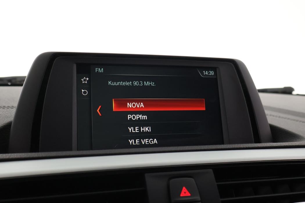 BMW 118 2018