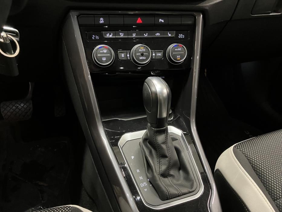 VOLKSWAGEN T-Roc 2021