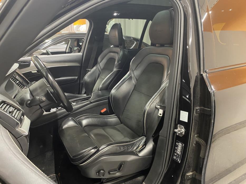 VOLVO XC90 2020