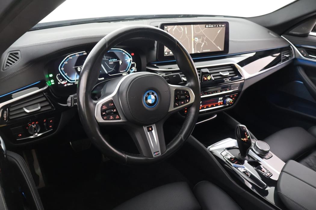 BMW 545 2022