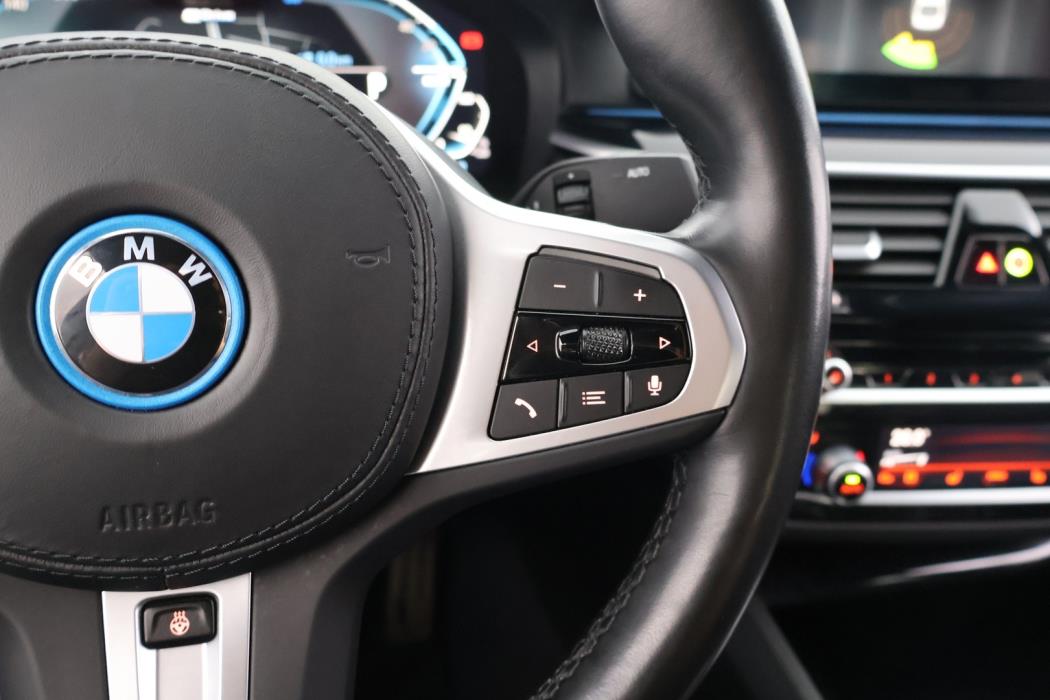 BMW 545 2022
