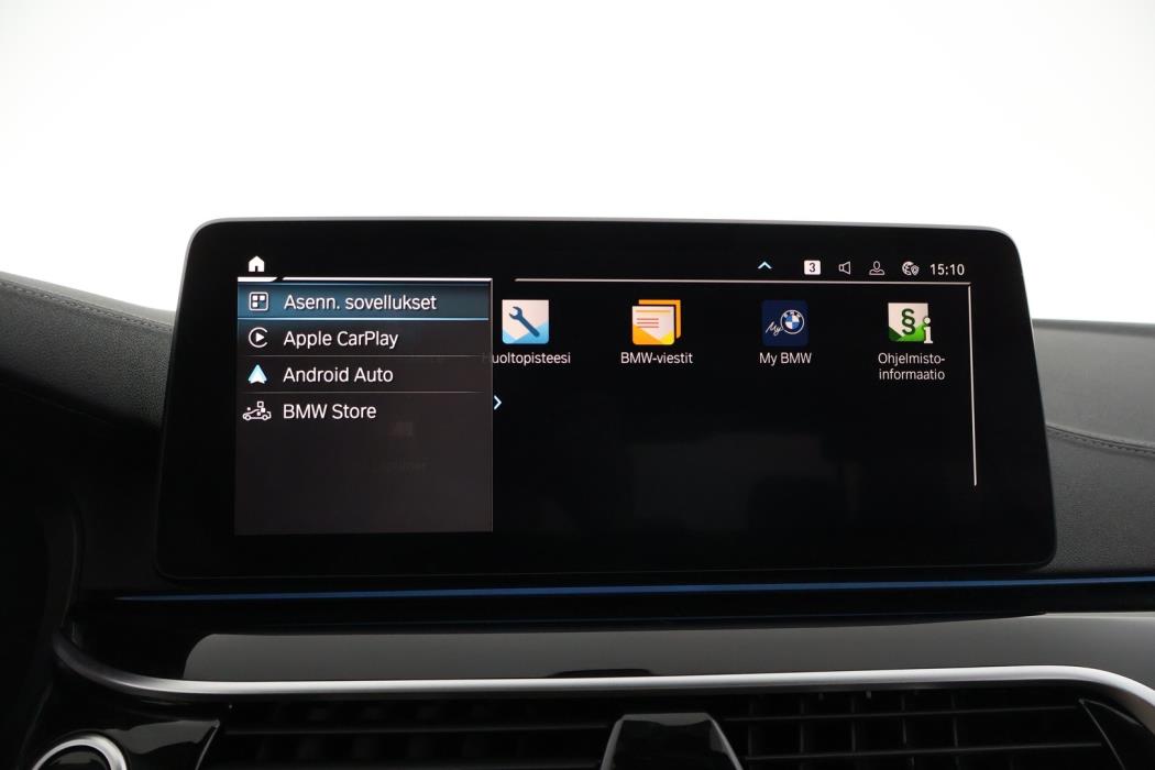 BMW 545 2022