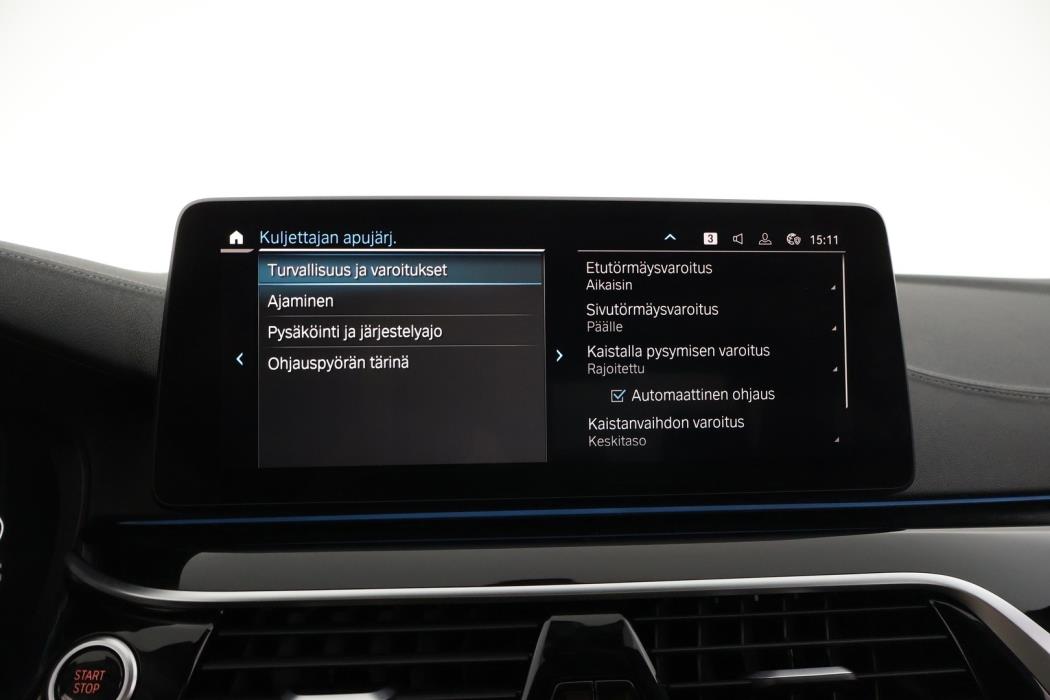 BMW 545 2022