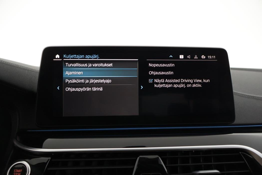 BMW 545 2022