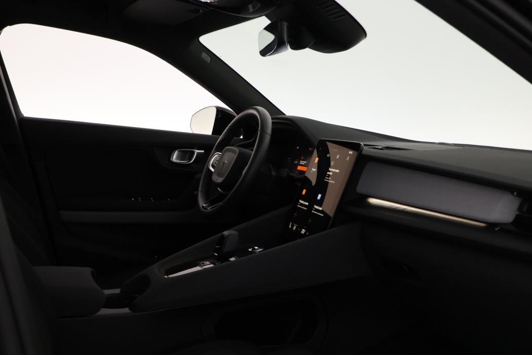 POLESTAR 2 2024