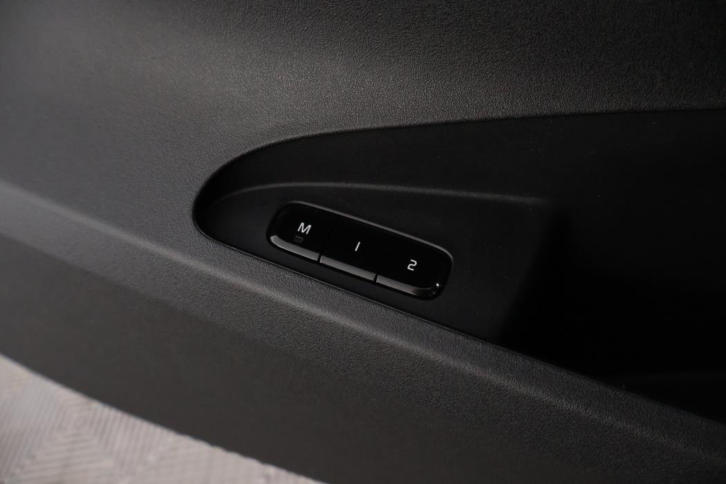 POLESTAR 2 2024