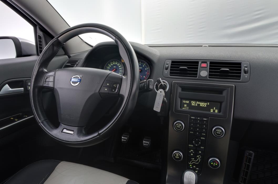 VOLVO C30 2008