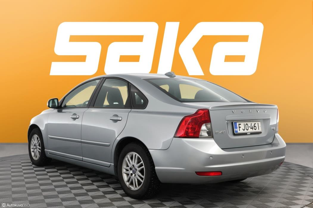 VOLVO S40 2011