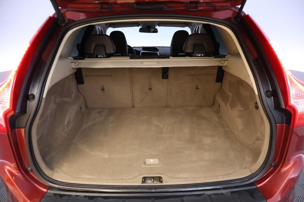 VOLVO XC60 2011